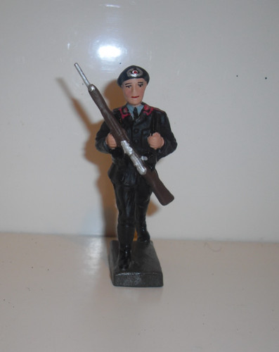 Lineol panzersoldat 7 5 cm - ,