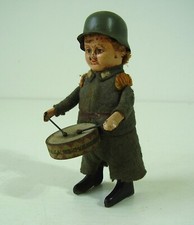 Antike Schuco Tanzfigur Soldat